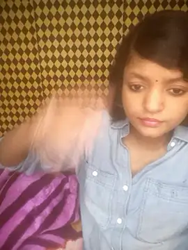 Freakingromance élő XXX-chatje