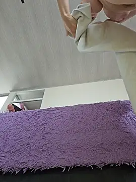 valery_mora's Live XXX Chat