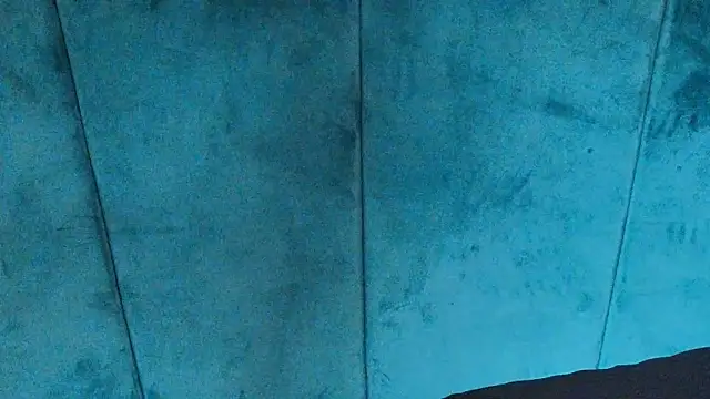 Aaron_Eze ওয়েবক্যাম শো