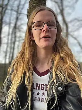 Bikergirl_97 – webcam-show