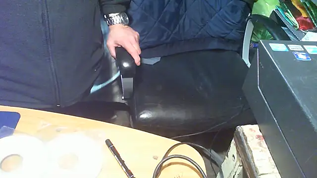 nonnomaturobisex Live XXX Chat