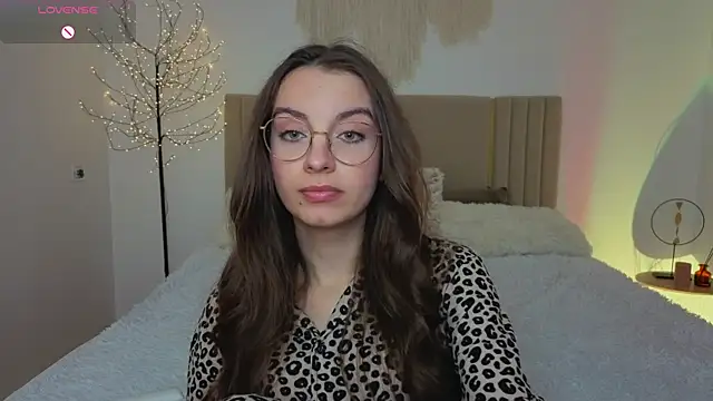 Real_cutie1 লাইভ XXX চ্যাট