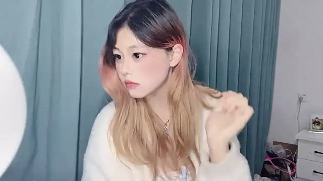 yaoyao-887 网络视讯表演