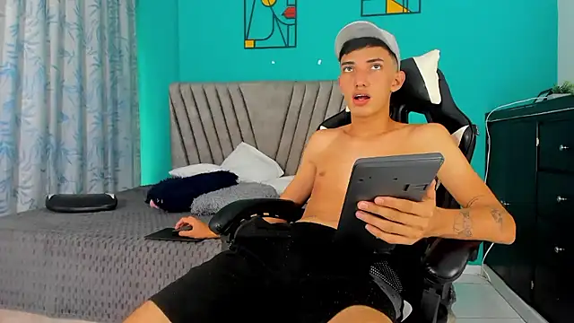 Maikol_OrtizのライブXXXチャット