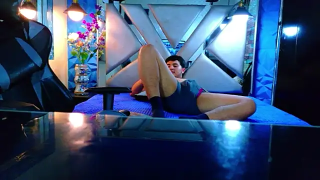 Oliver_Jamees Live XXX Chat