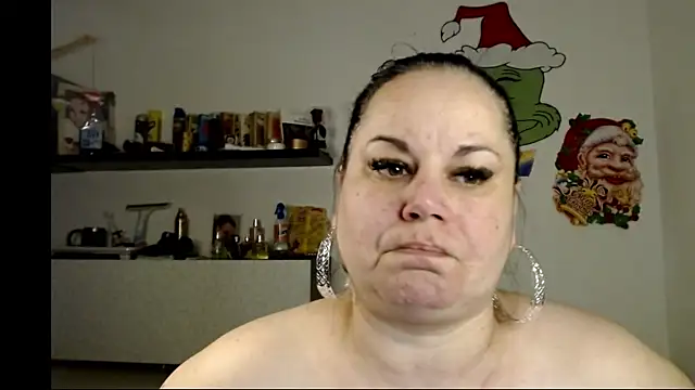 andreea2011 Adlı Modelin Canlı XXX Sohbeti