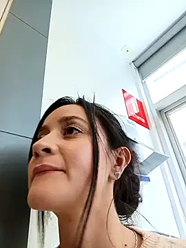 miamorgan20 Adlı Modelin Canlı XXX Sohbeti