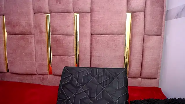 Chat +18 de CHLOESHOW ao vivo