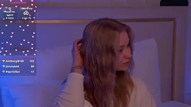 MollyHiltonのライブXXXチャット