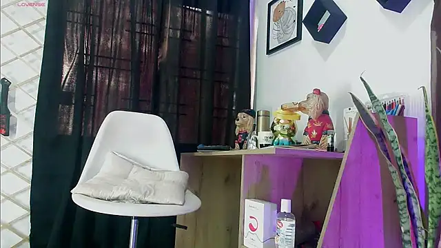 myla_sarah Chat XXX live