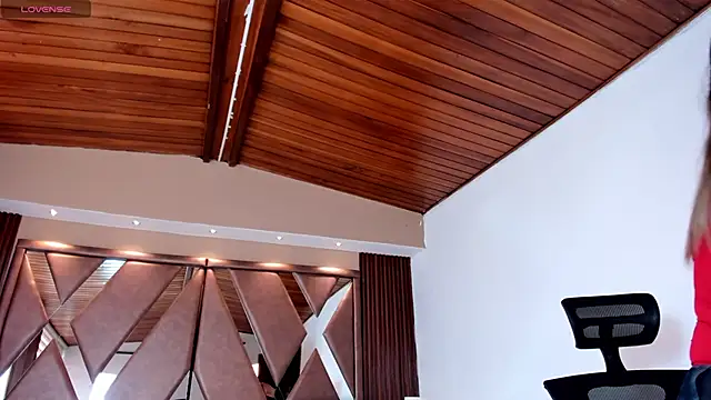 Czat XXX na żywo – IsabellaaJoness