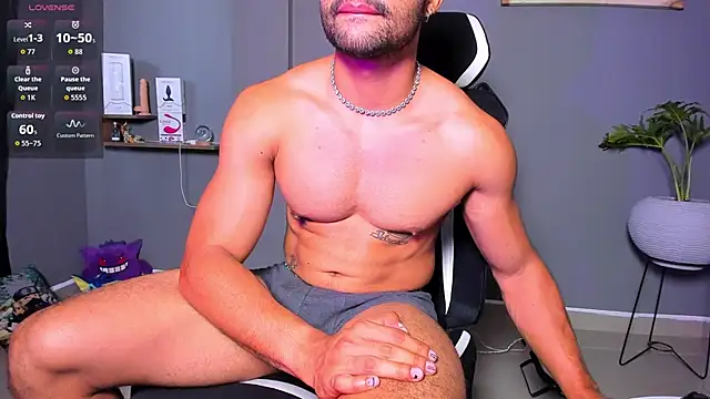 JordanRossieのライブXXXチャット