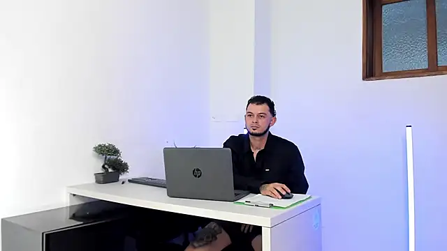 GaelyCoral লাইভ XXX চ্যাট