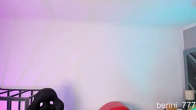 AmberiniHoffmanのライブXXXチャット