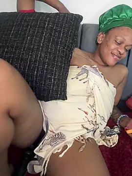 Chat +18 de BonnyMolhada ao vivo