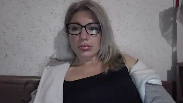 Chat +18 de fox_red_lady7 ao vivo