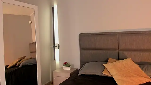 Czat XXX na żywo – Emma__clark_