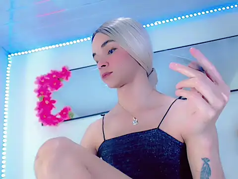 Karla_hot777: вебкам-шоу