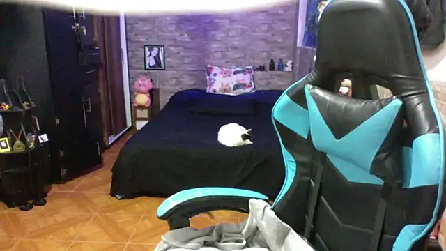 XXX chat uživo modela AngelaQueen_