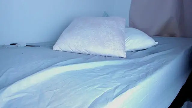 Skarleth69 现场XXX聊天