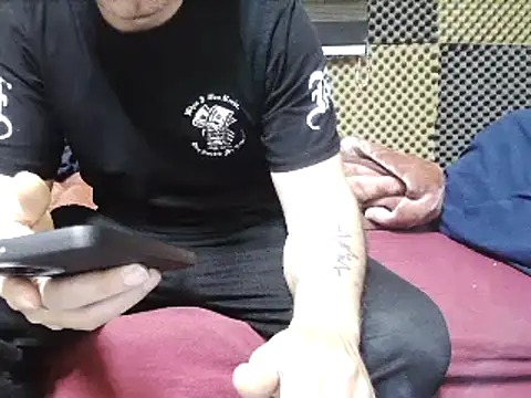 Arabeyes Pertunjukan Webcam