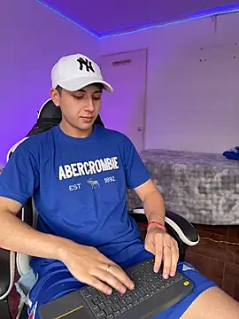 oliver_kyy – webcam-show