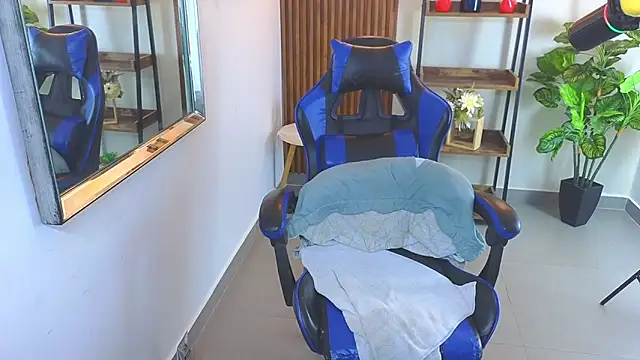 Kenya--Buhlen Live XXX chat