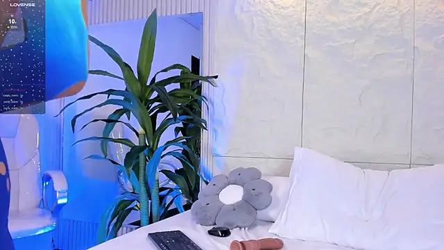 Chat +18 de AnahinClar ao vivo