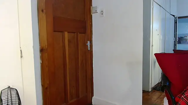 Chat +18 de Moreish-06 ao vivo