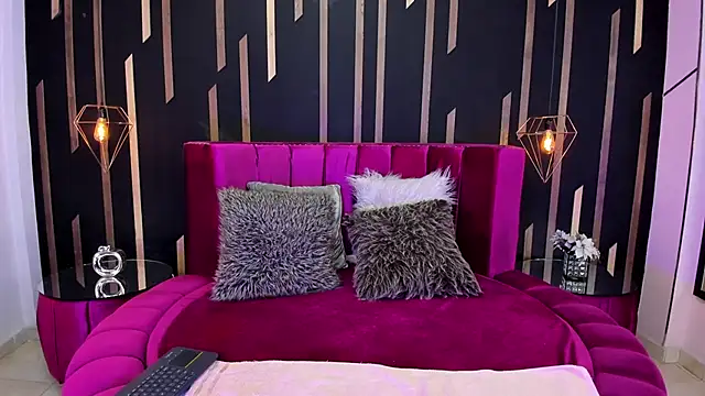 Chat +18 de Kendal_Lane ao vivo