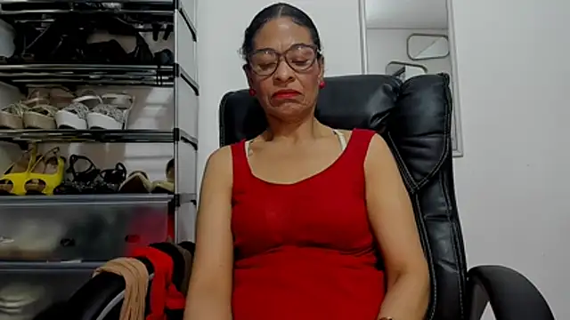 Aries_Mature's Live XXX Chat