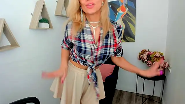 MuseOfStage's Live XXX Chat