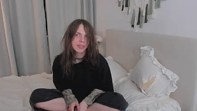 Louis_Hayes Chat XXX live