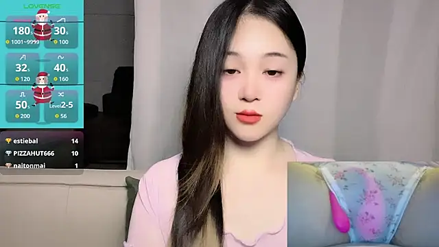 woaiqinqin 现场XXX聊天