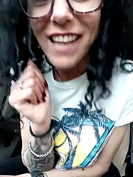 eddivad6974 网络视讯表演