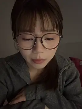 Nana-3 live XXX chat