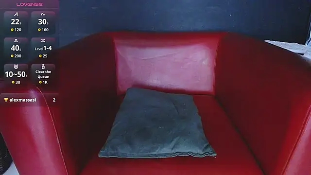 Chat +18 de Cafeziitha1126 ao vivo