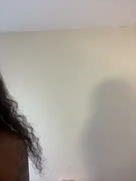 Živý XXX chat LiaTrainor