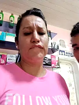 Chat XXX en directo de keilymadam