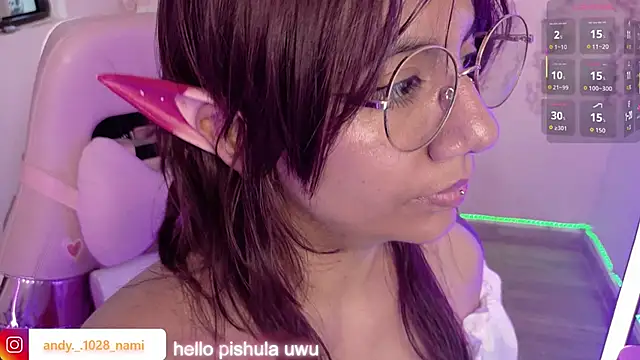 Chat +18 de Nami_usagi ao vivo