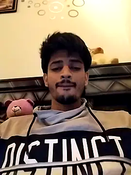 Wild_Vassu Show Webcam