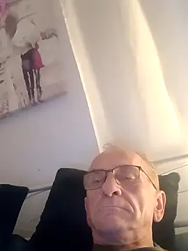 Dzojn Webbikameraesitys