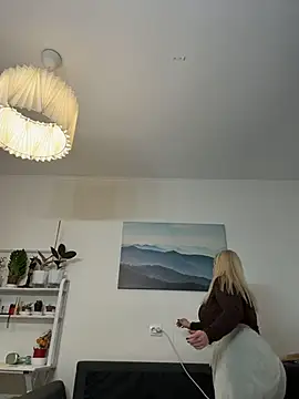 Pokazy przed kamerką – OdriOlsens