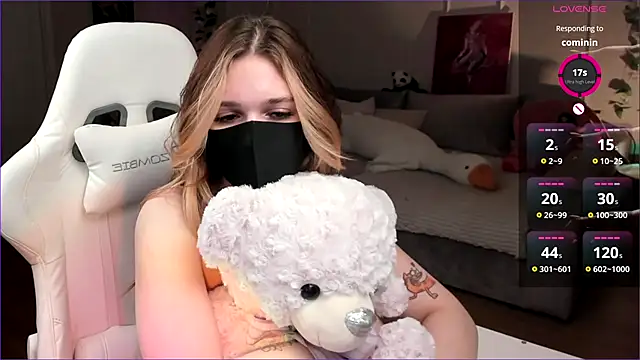 Frau_Lina Chat XXX in diretta