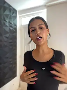 Pokazy przed kamerką – Valeria-escobar