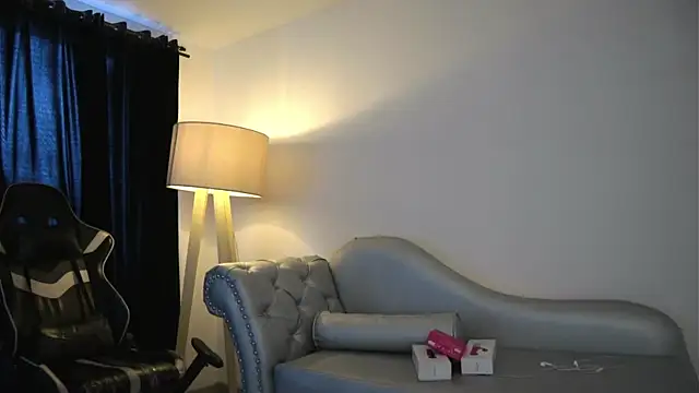 Chat +18 de Daisha_Riley ao vivo