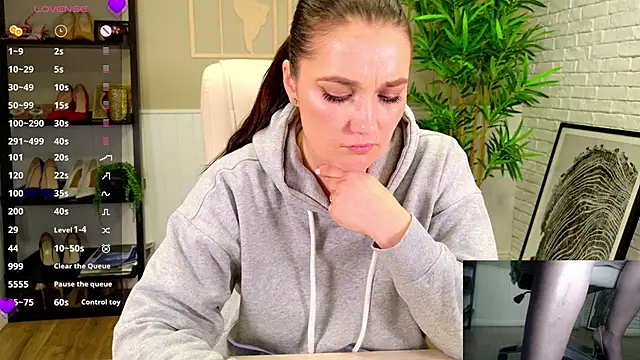 Chat XXX en directo de SelineSole