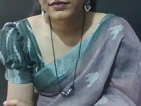 Chat XXX en directo de Thilothama_Vaishu