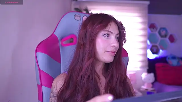 Rebecah_1 Adlı Modelin Canlı XXX Sohbeti