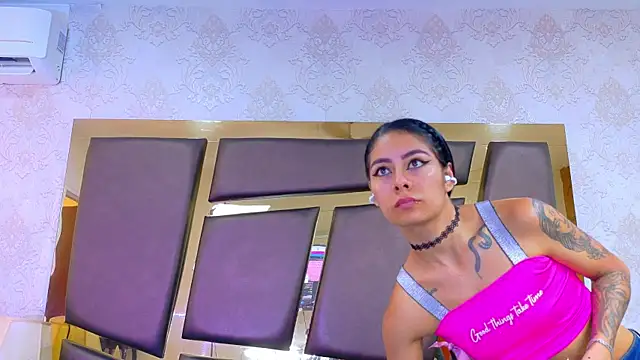 แชท XXX สดของ NicoleEsposito